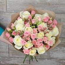 Букет цветов из:  Розы #REPLACE_PRED# Кочках