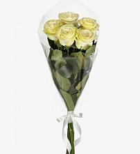 Букет цветов из:  Розы #REPLACE_PRED# Кочках