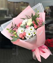 Букет цветов из:  Розы, Лизиантусы и Хризантемы #REPLACE_PRED# Кочках